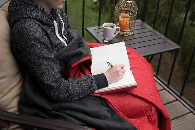 DOWN UNDER OUTDOORS Large Waterproof Windproof Extra Thick 350 GSM Quilted Fleece Stadium Blanket, Camping Picnic Outdoor & Beach, Machine Washable 82 x 55