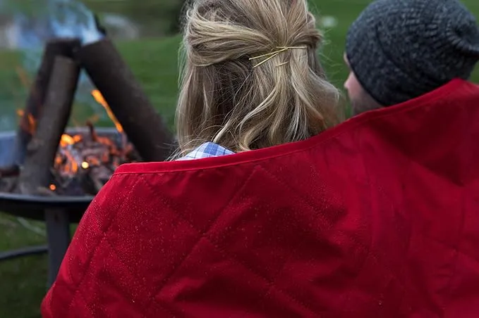 DOWN UNDER OUTDOORS Large Waterproof Windproof Extra Thick 350 GSM Quilted Fleece Stadium Blanket, Camping Picnic Outdoor & Beach, Machine Washable 82 x 55