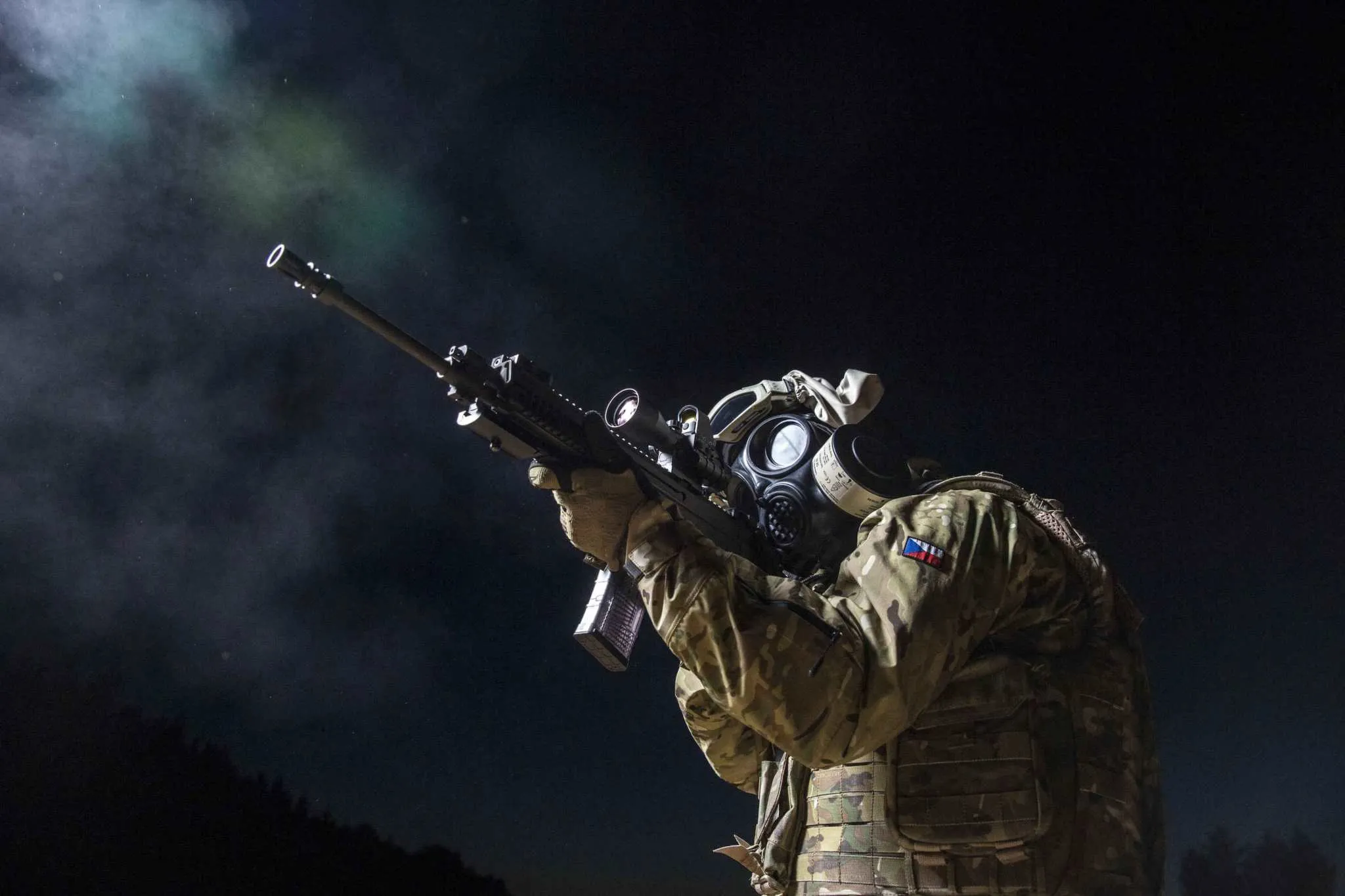 Survival Gear CM-7M Military Gas Mask - CBRN Protection Military Special Forces, Police Squads, and Rescue Teams
