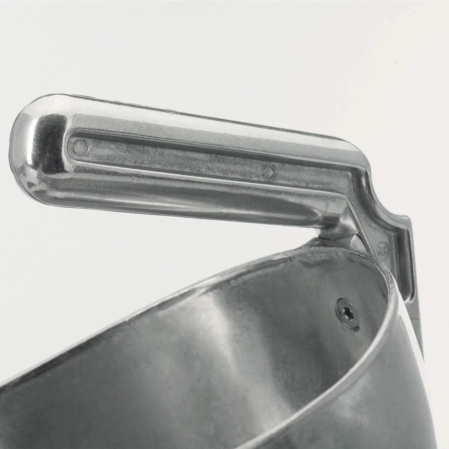 westmark Scoop, 12.2 x 6.6 x 7.5 inches, Silver